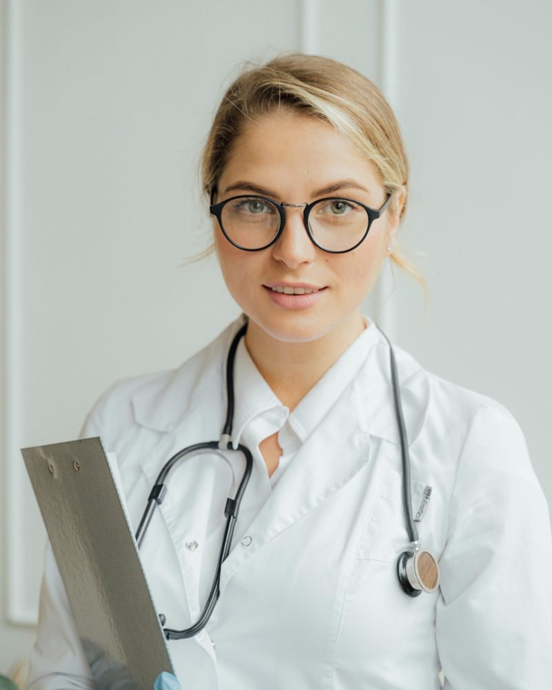 pexels-shkrabaanthony-5215024